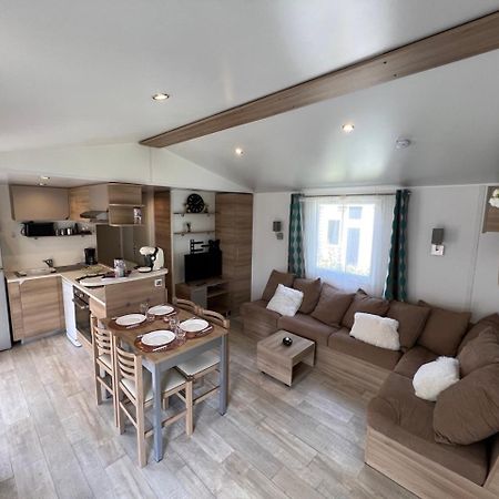 Mobil-Home 4 Etoiles Avec Piscine Proche De Blois オンザン エクステリア 写真
