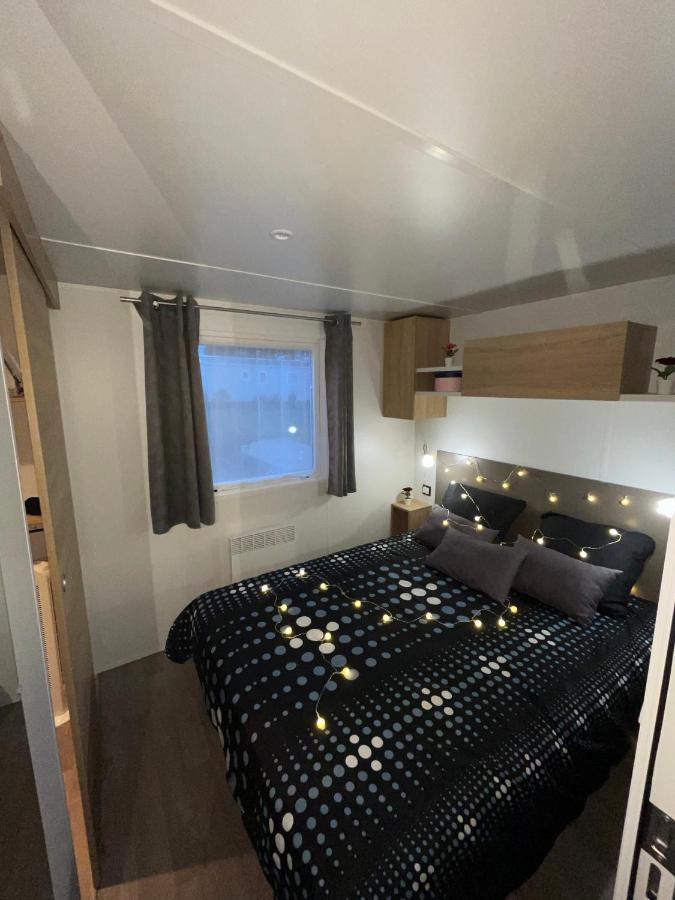 Mobil-Home 4 Etoiles Avec Piscine Proche De Blois オンザン エクステリア 写真