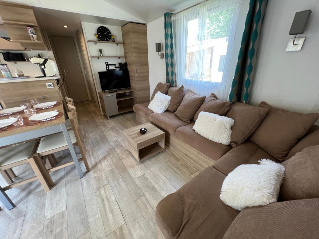 Mobil-Home 4 Etoiles Avec Piscine Proche De Blois オンザン エクステリア 写真