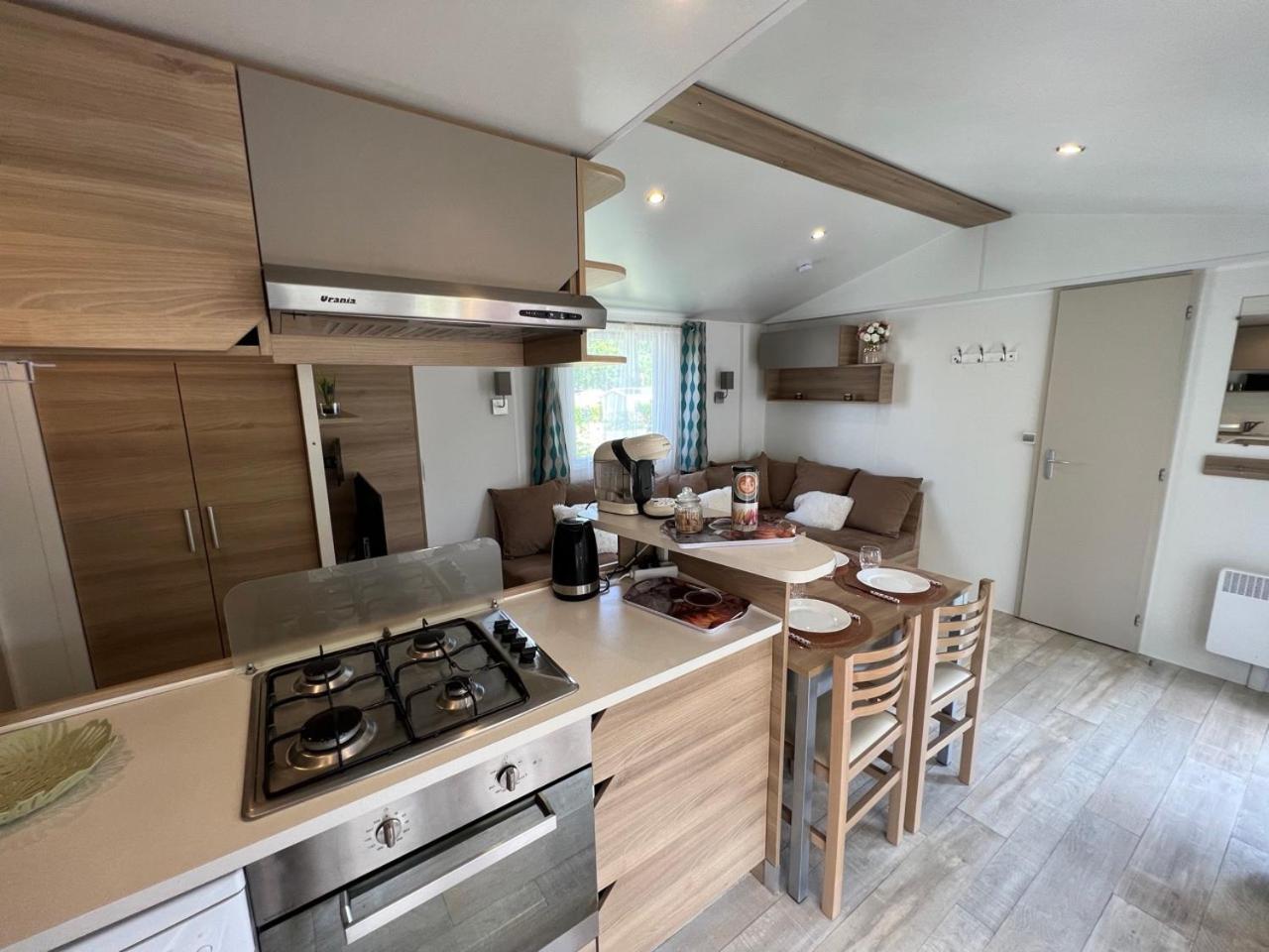 Mobil-Home 4 Etoiles Avec Piscine Proche De Blois オンザン エクステリア 写真