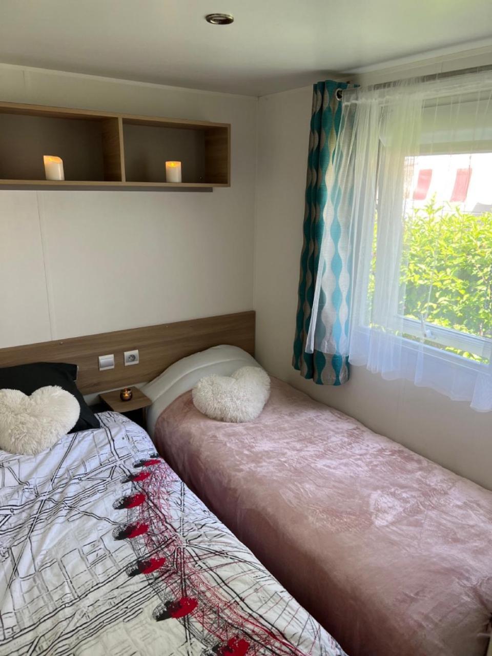 Mobil-Home 4 Etoiles Avec Piscine Proche De Blois オンザン エクステリア 写真